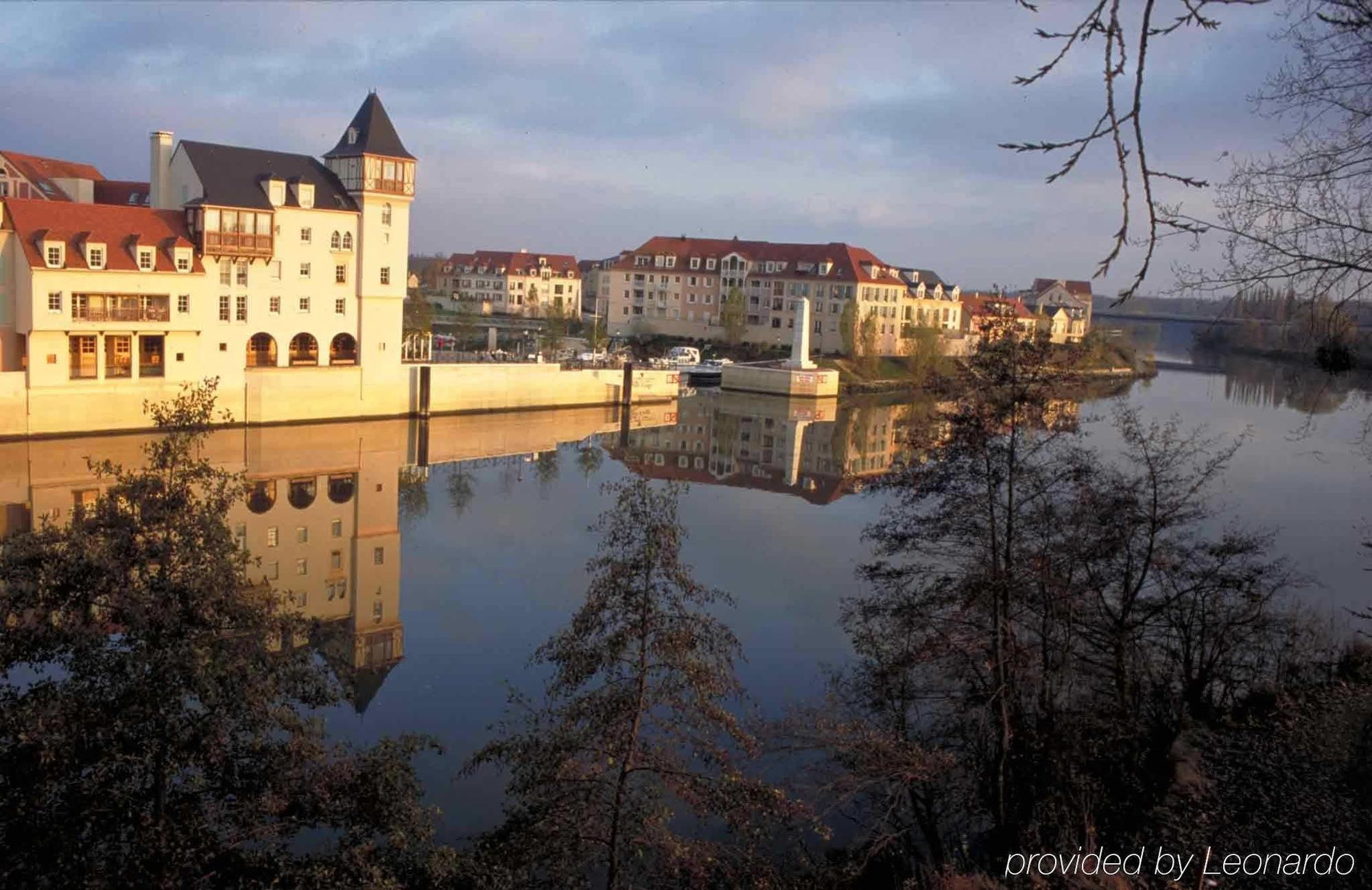 Mercure Cergy Pontoise Centre Zewnętrze zdjęcie